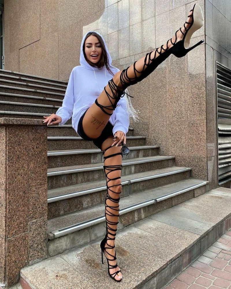 Alena omovich
