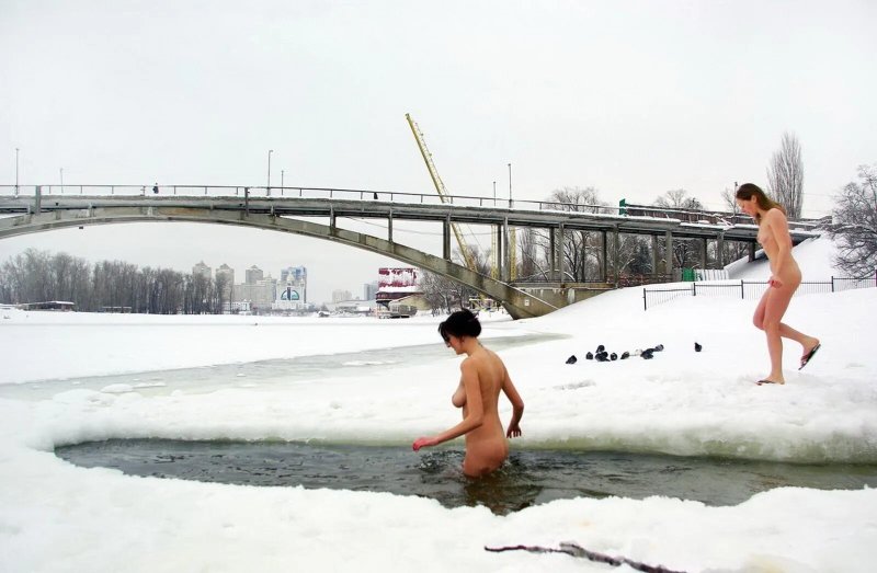 Купание зимой
