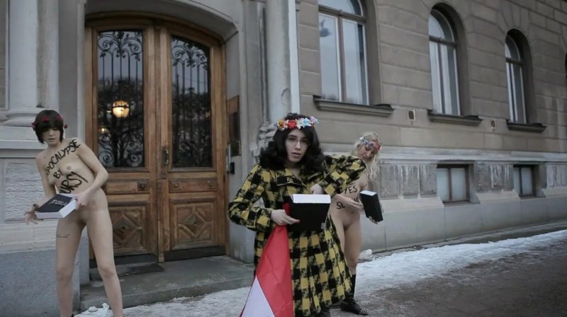Украинки протестуют в европе