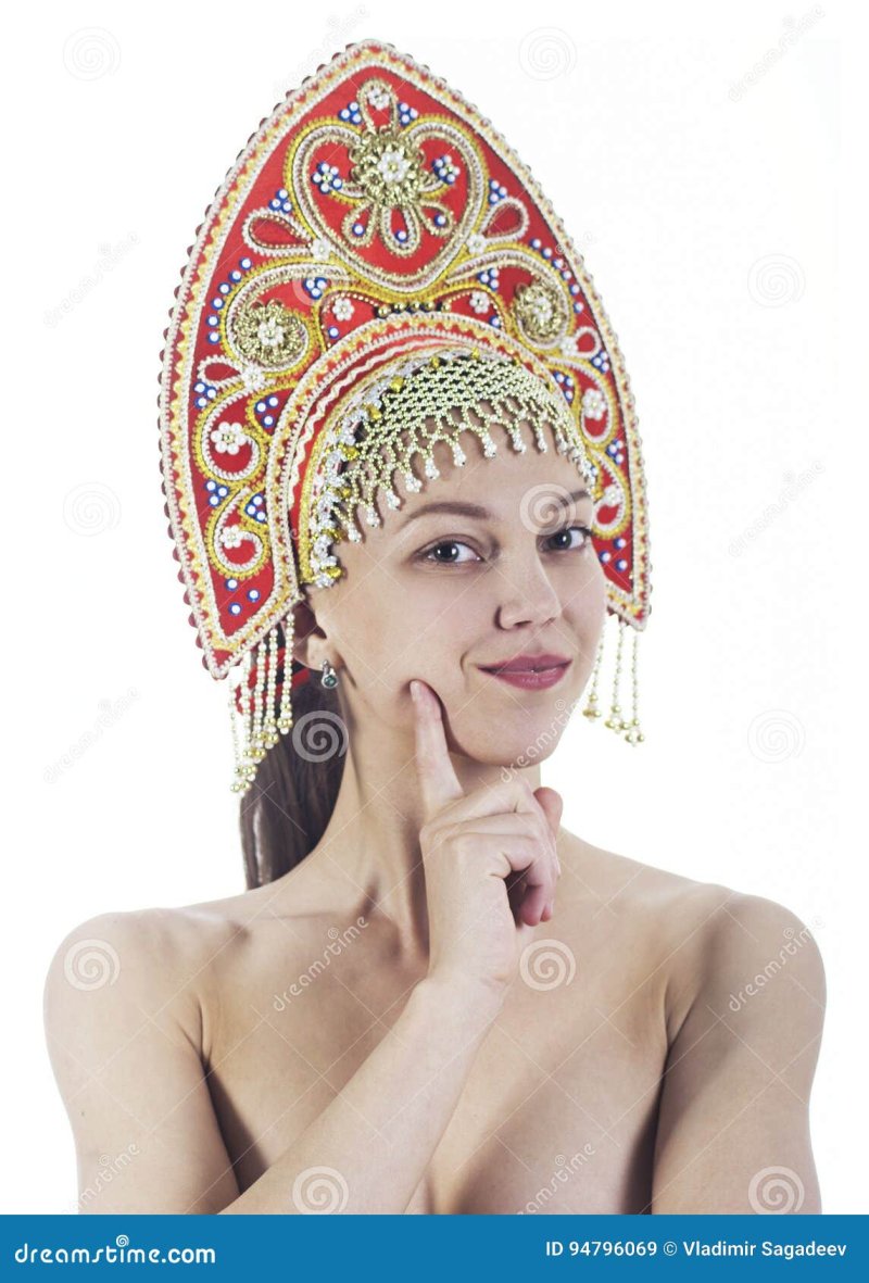 Русская красавица в кокошнике