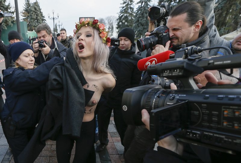 Инна шевченко активистка фемен
