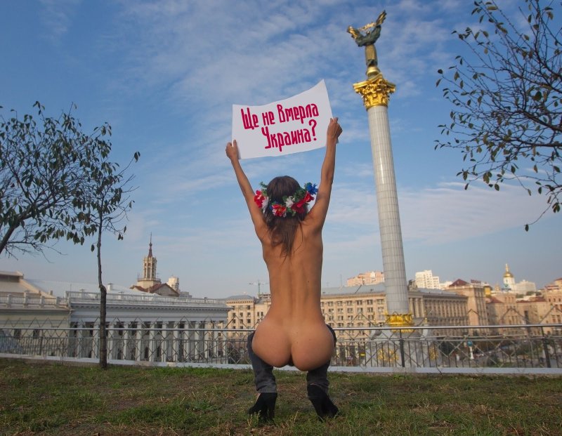 Femen активистки украина