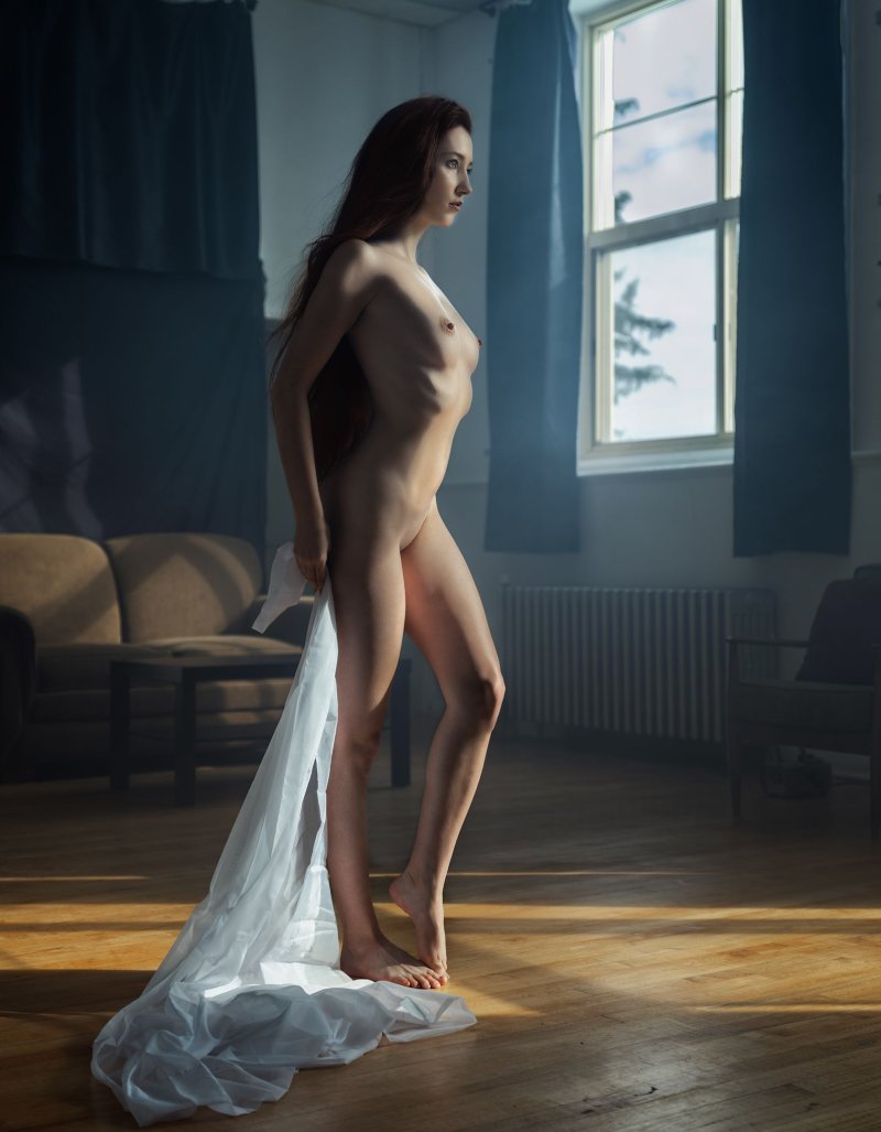 В стиле ню
