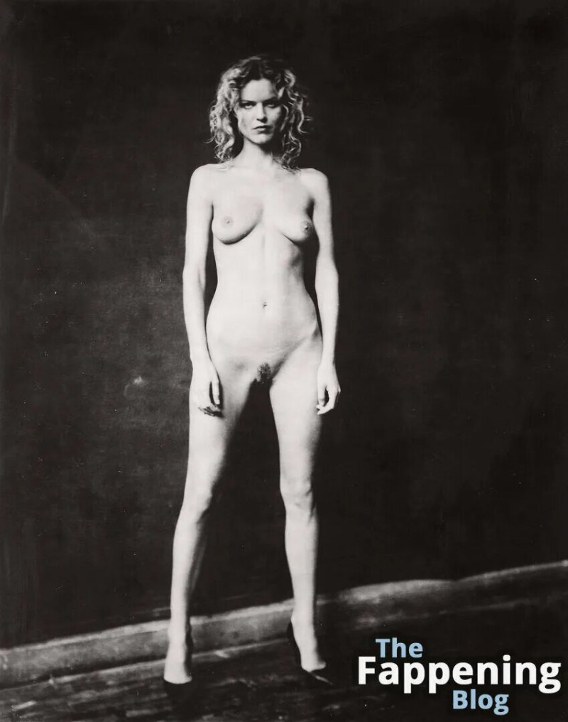 Eva herzigova nude
