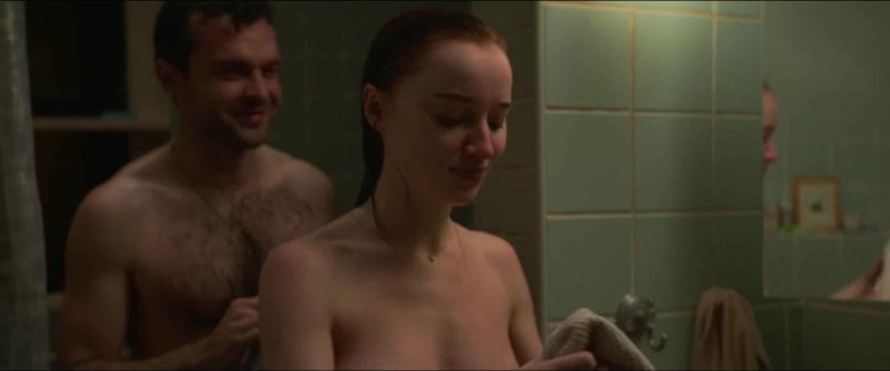 Phoebe dynevor