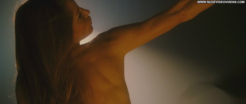 Sienna guillory nude