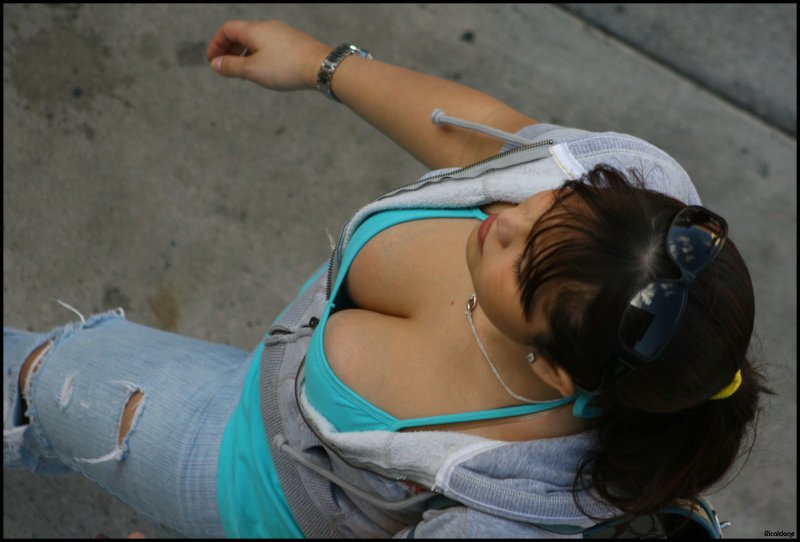 Downblouse street