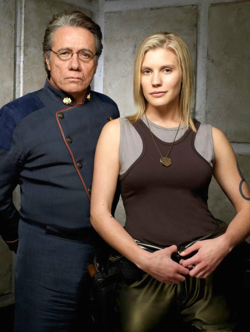 Звездный крейсер галактика сериал
