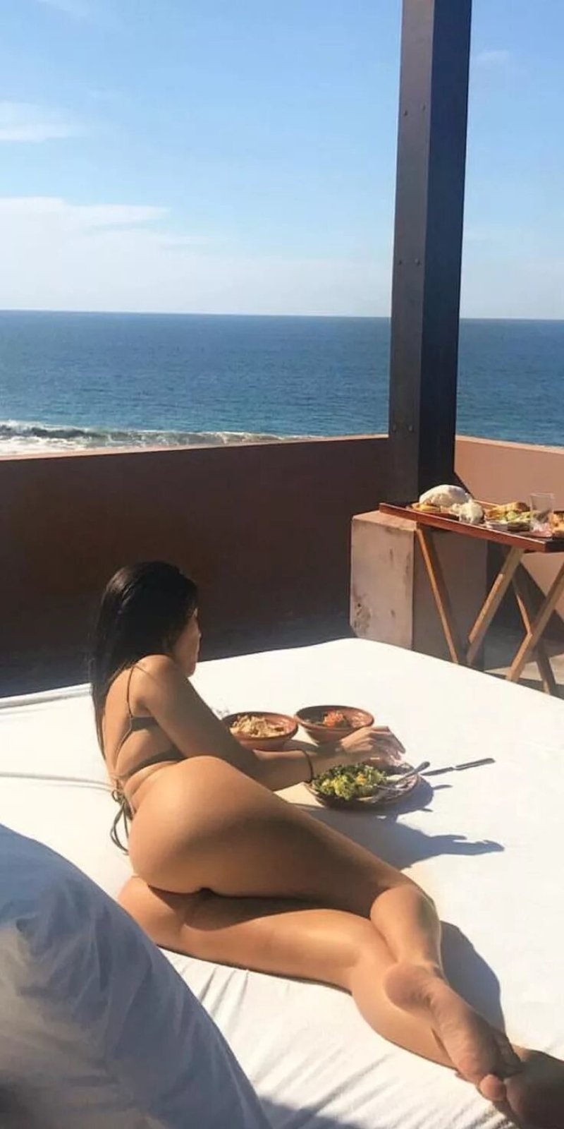 Кортни кардашян
