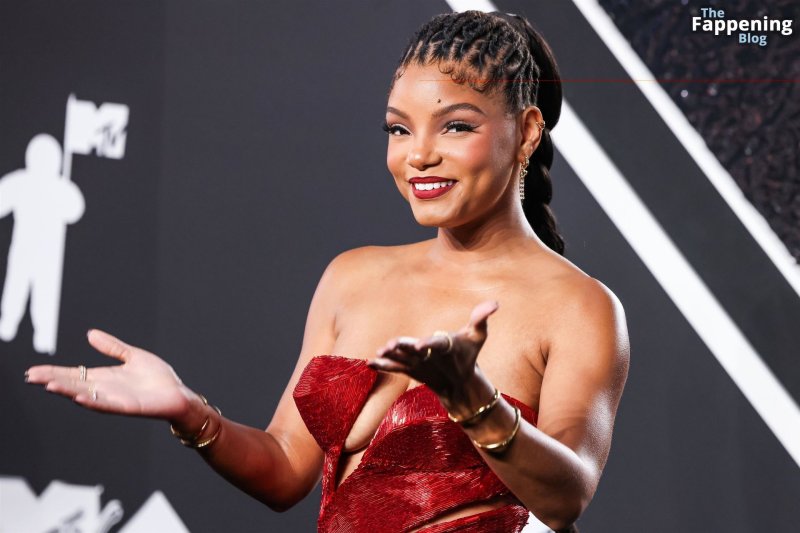 Halle bailey