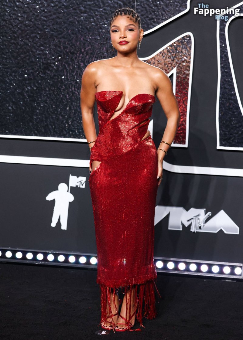 Halle bailey