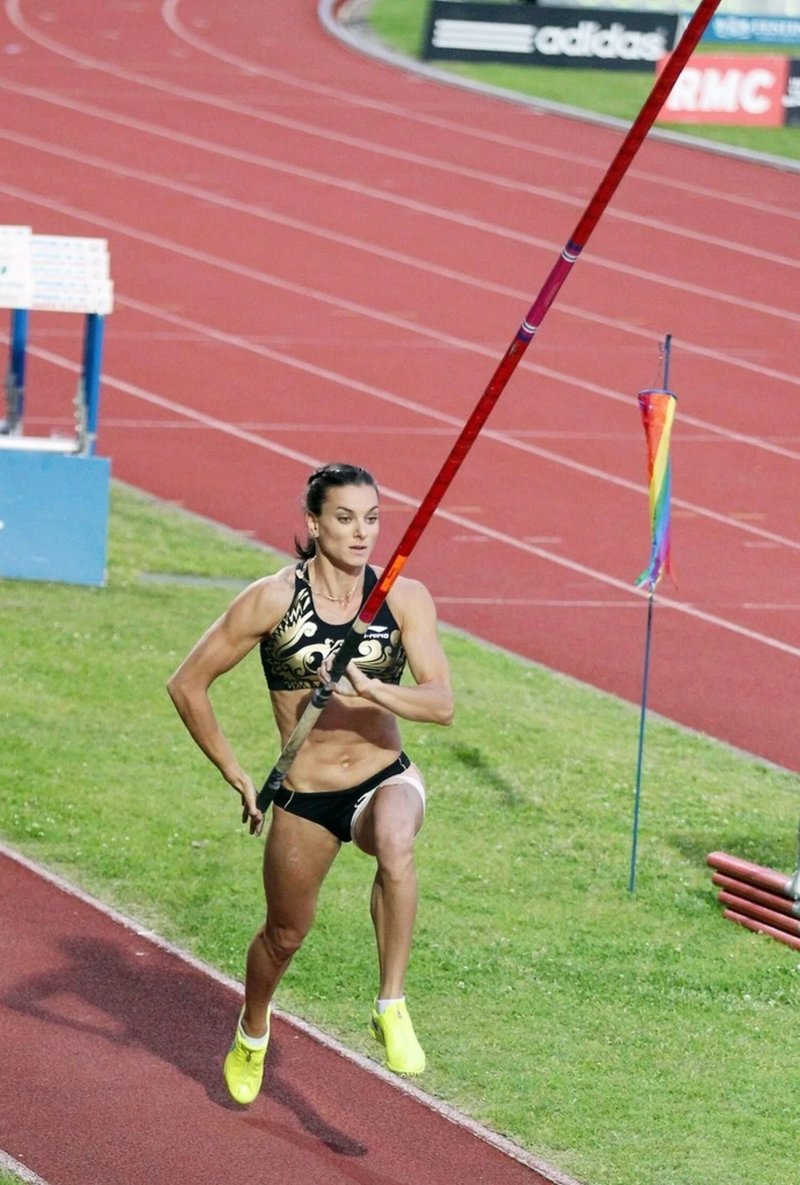 Елена исинбаева легкая атлетика