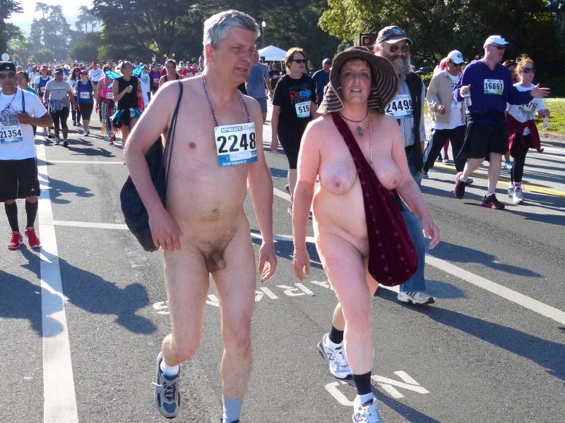 Public nudity project bay to breakers голая без трусов