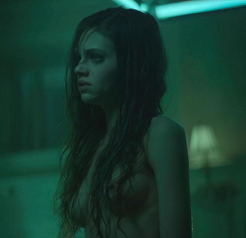 India eisley тёмное зеркало