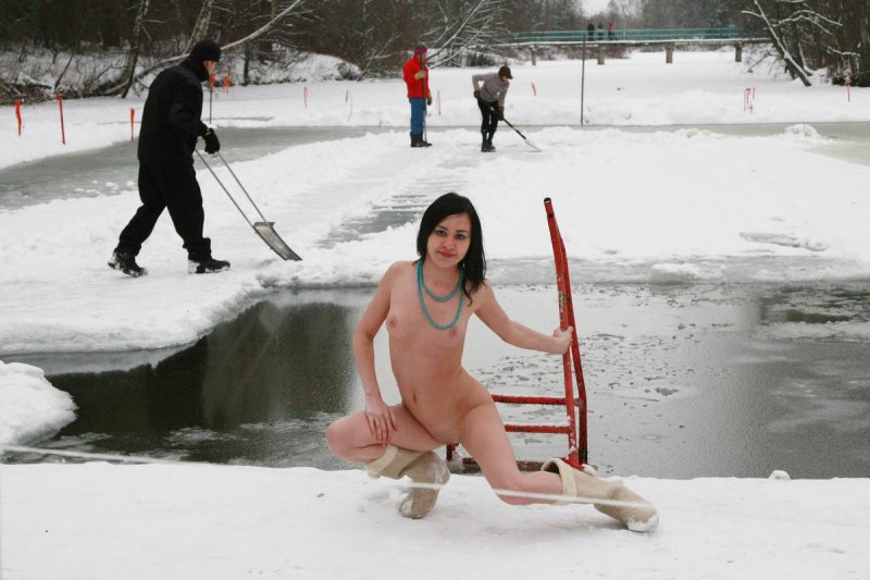 Купание в проруби