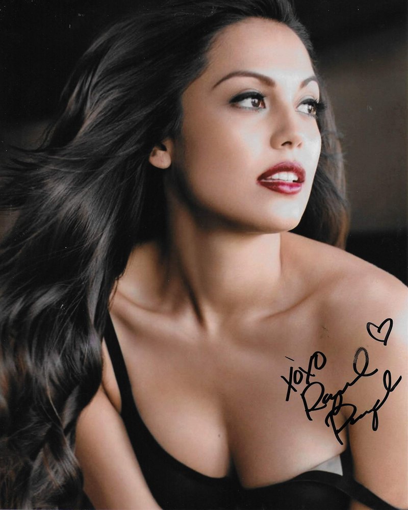 Raquel pomplun