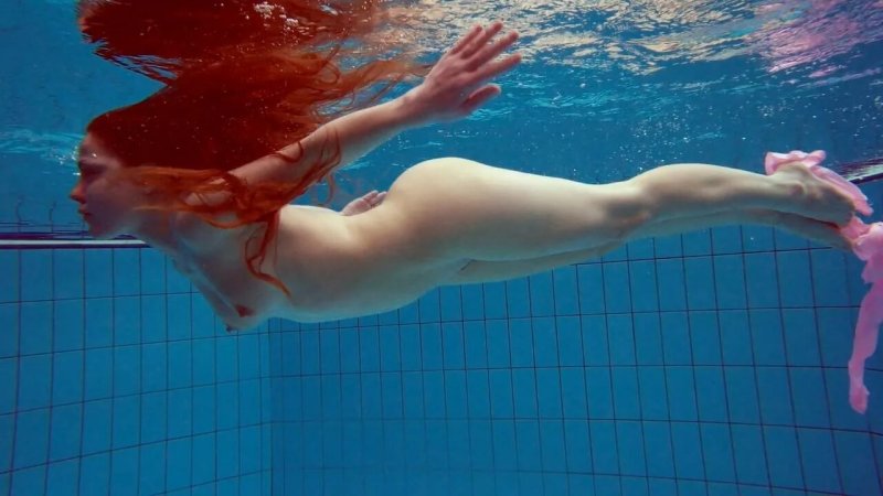 Под водой секс