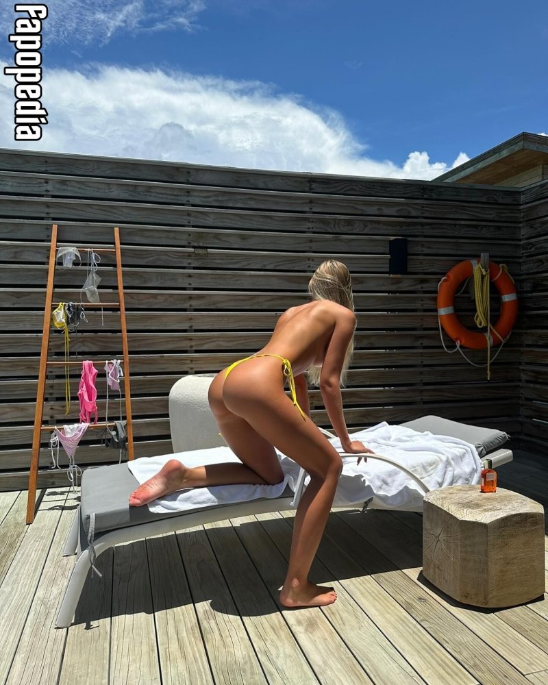 Polina malinovskaya nude