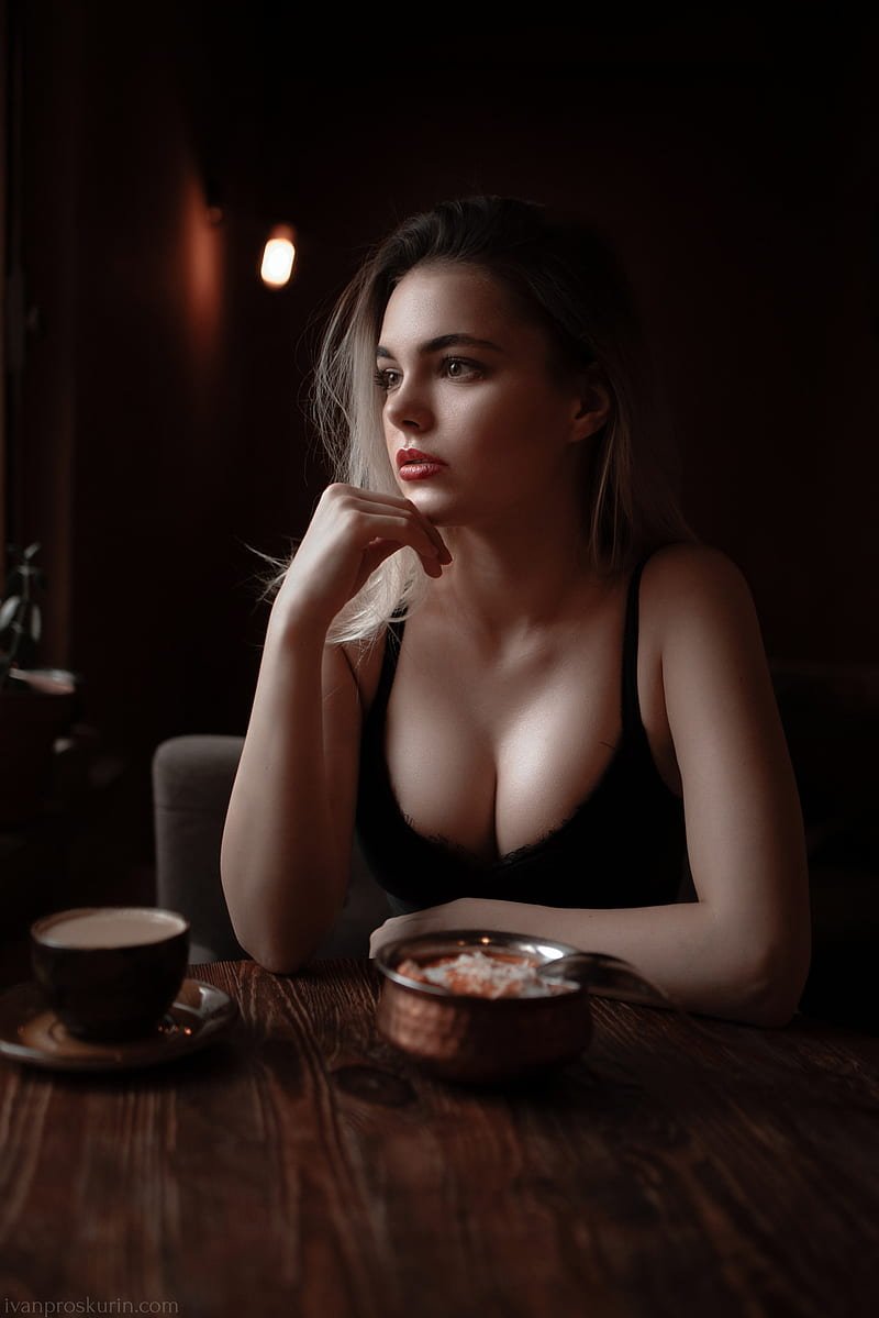 Oktyabrina maximova
