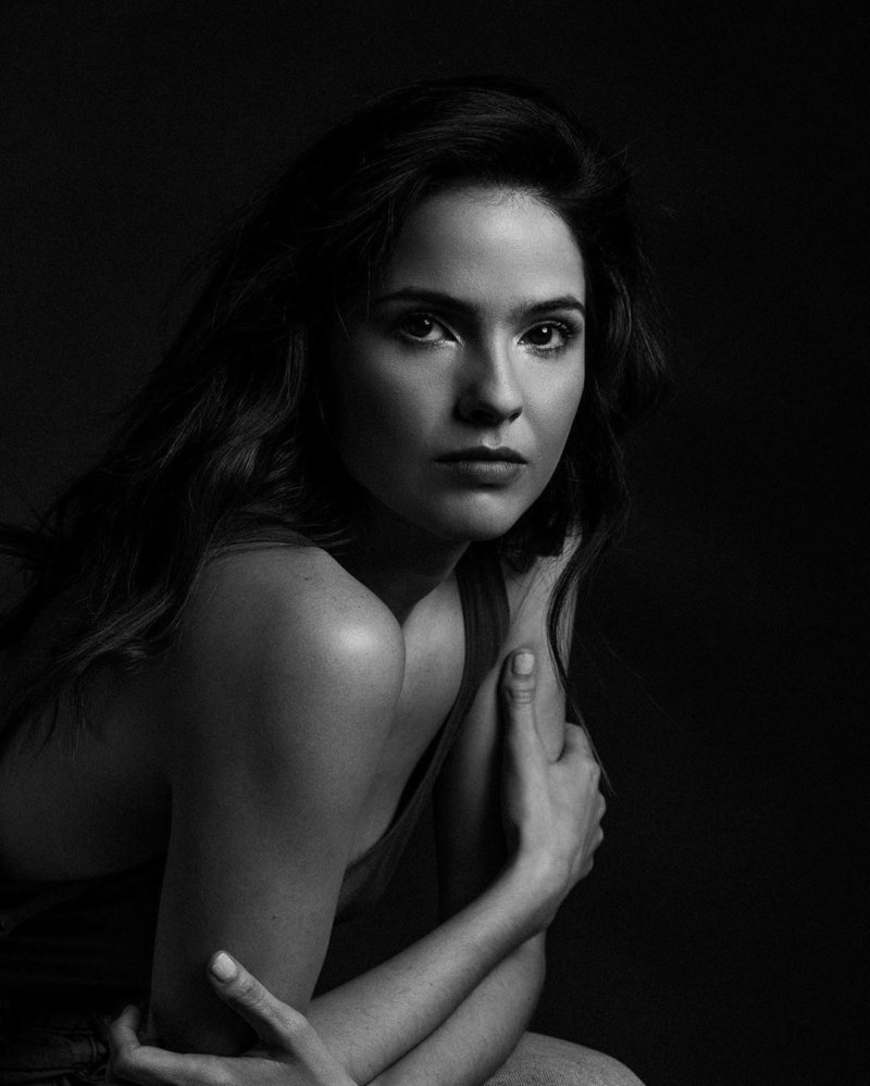 Shelley hennig