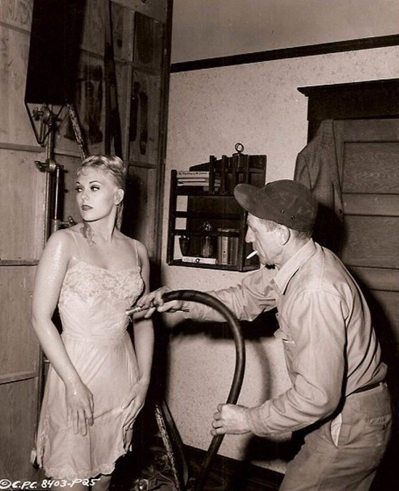 Kim novak ретро