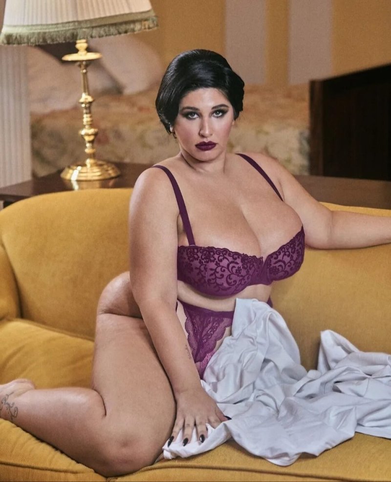 Наталия лозано модель plus size