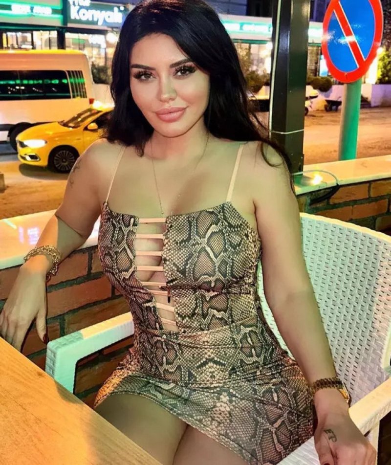 Ebru polat