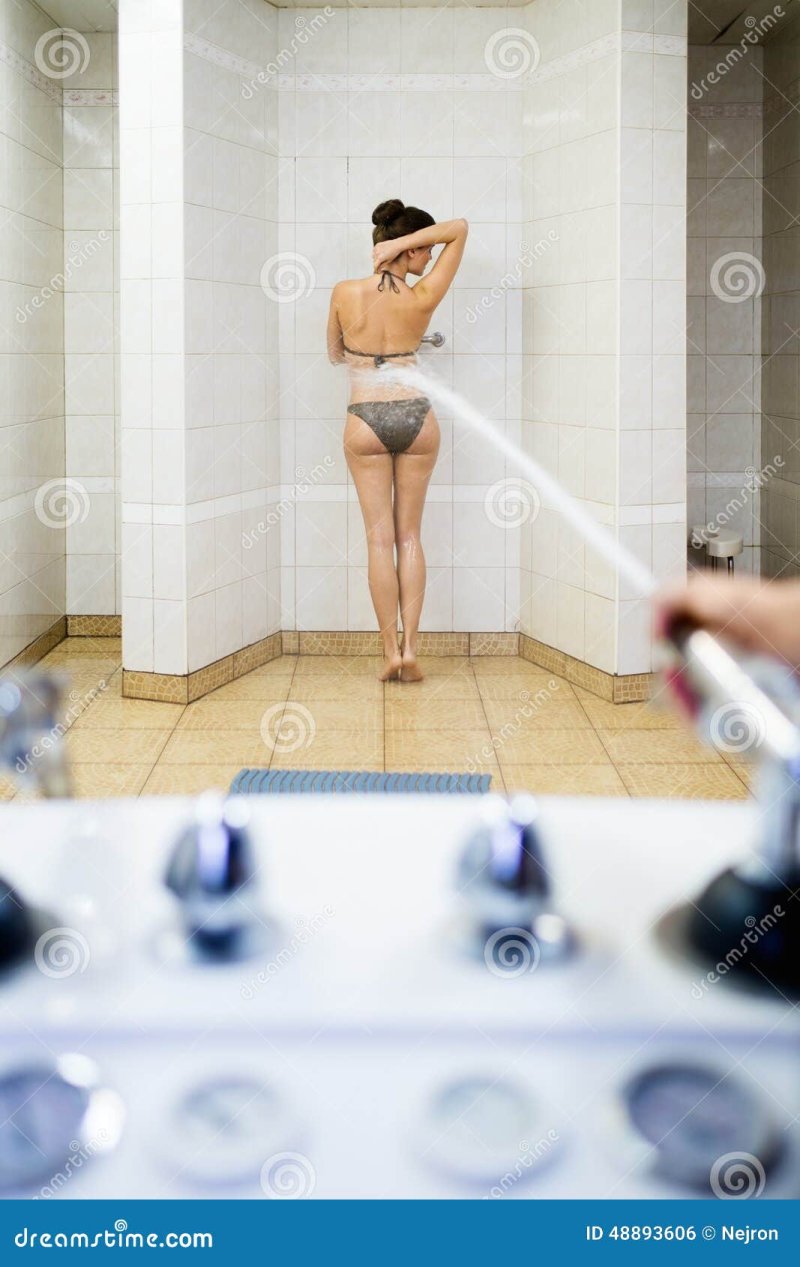 Душ шарко голая