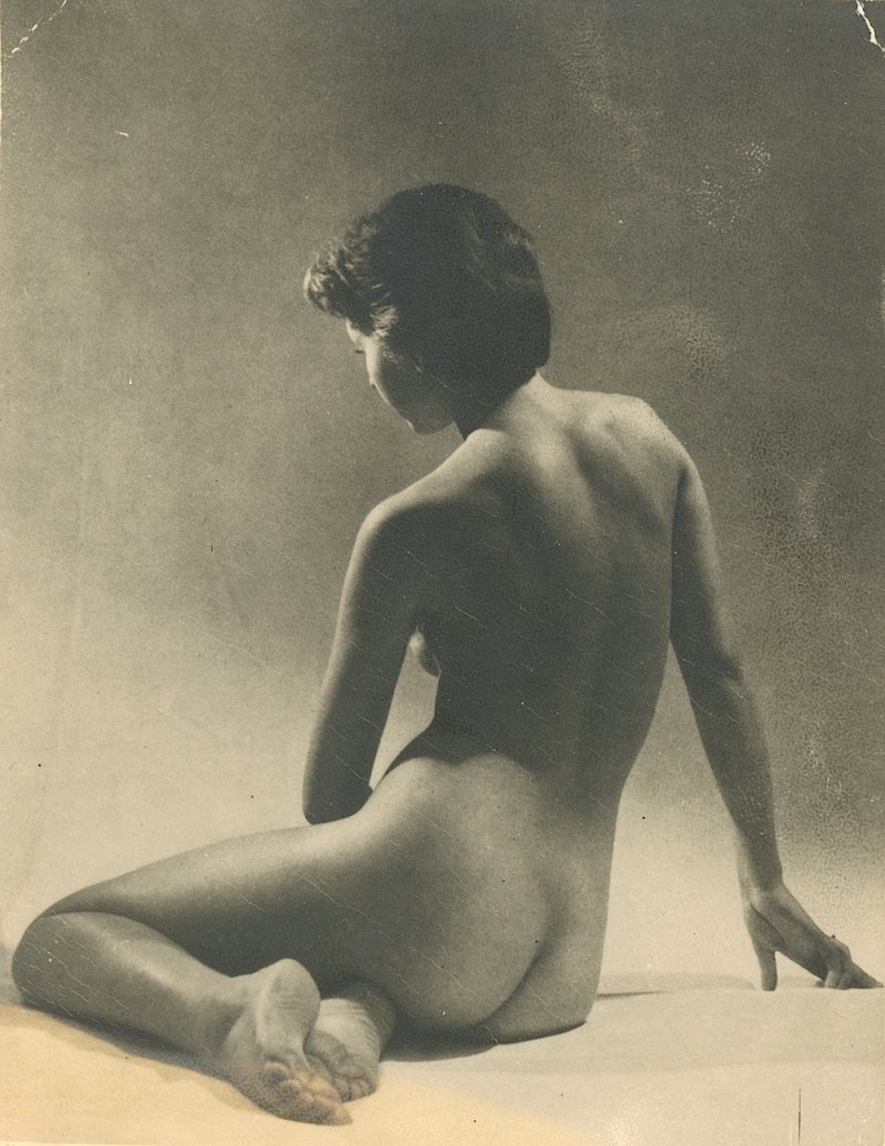 Nude vintage