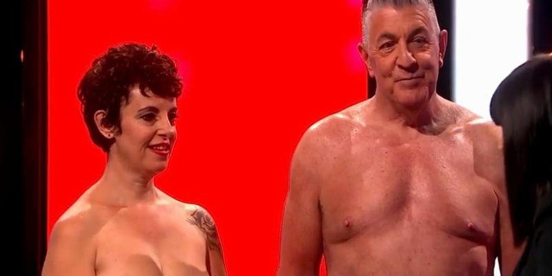 Британское шоу naked attraction