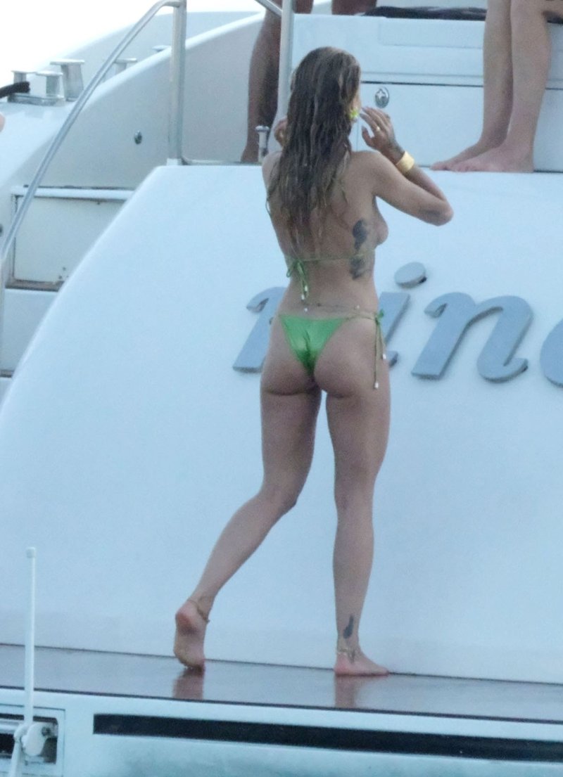 Rita ora sexy